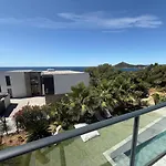 Villa Beautiful With Sea View *