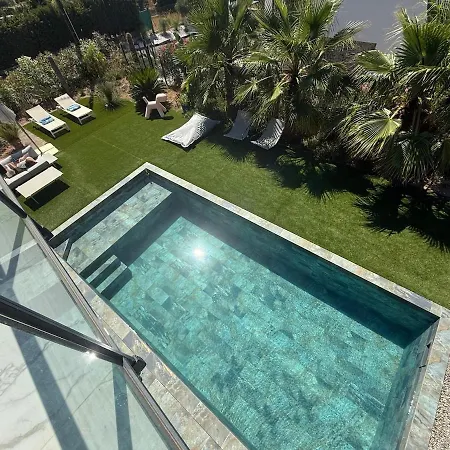 Beautiful With Sea View Villa *