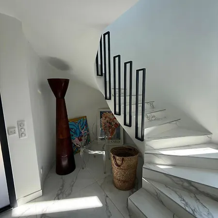 Beautiful With Sea View Villa Saint-Raphaël