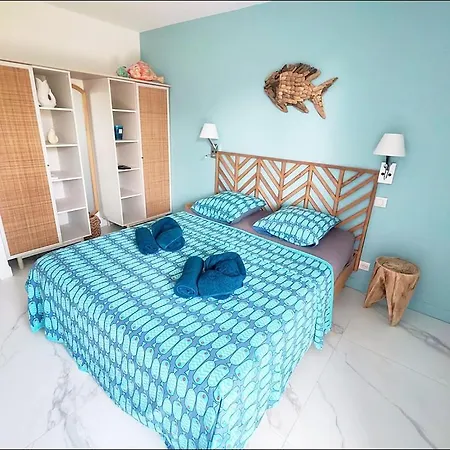 Beautiful With Sea View Villa *