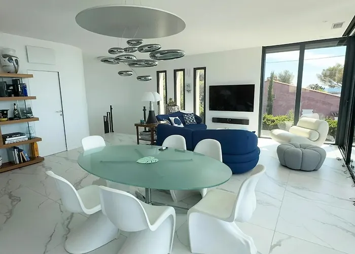 Beautiful With Sea View