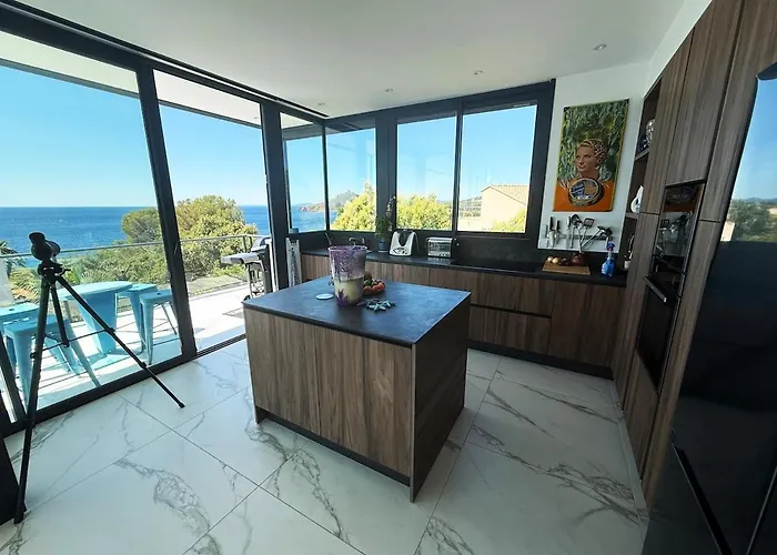 Beautiful With Sea View Villa