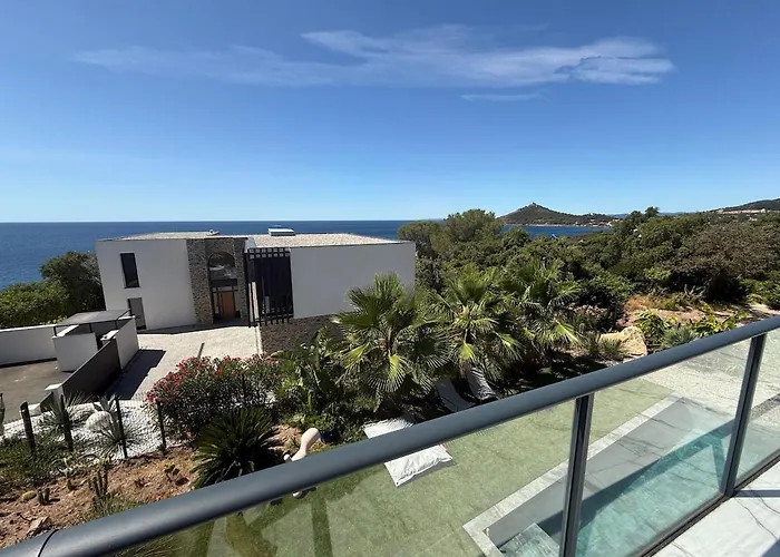 Villa Beautiful With Sea View *